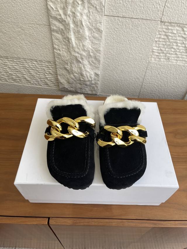 Top Version: JW Anderson 25Ss Autumn/Winter New Round Toe Big Gold Chain Cork So