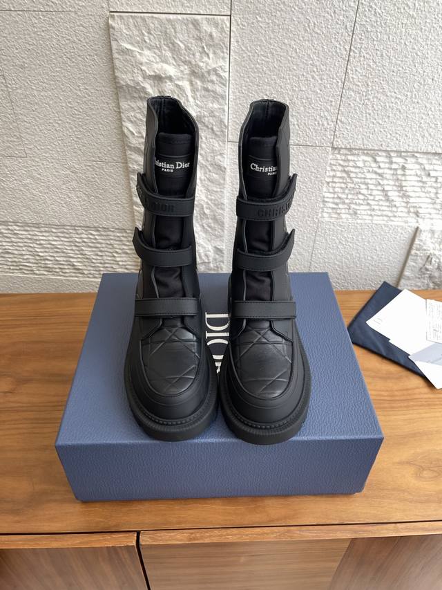 Top Version: Dior Classic Upgrade Dio R Evolution Series Cannage Lace-up Velcro