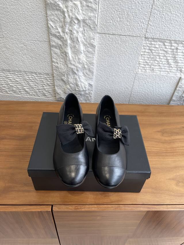 Top Version: Chanel 2025 Pre-Fall New Round Toe Chain Buckle Bow Mary Jane Shoes