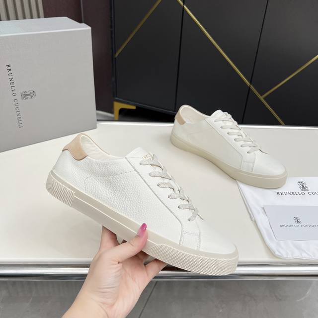 Brunello Cucinelli Early Autumn Men's Casual Sports Sneakers, Old Money Style. T