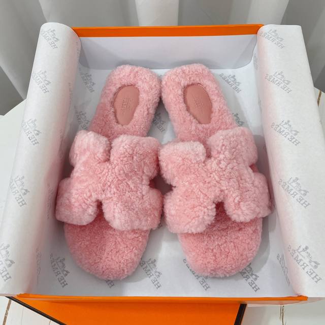 Hermes' latest wool slippers, wool shoes, genuine wool slippers. Pure wool, infu