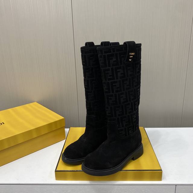 Factory Price P Top Version Fendi Fall/Winter Runway Main Series Classic Monogra