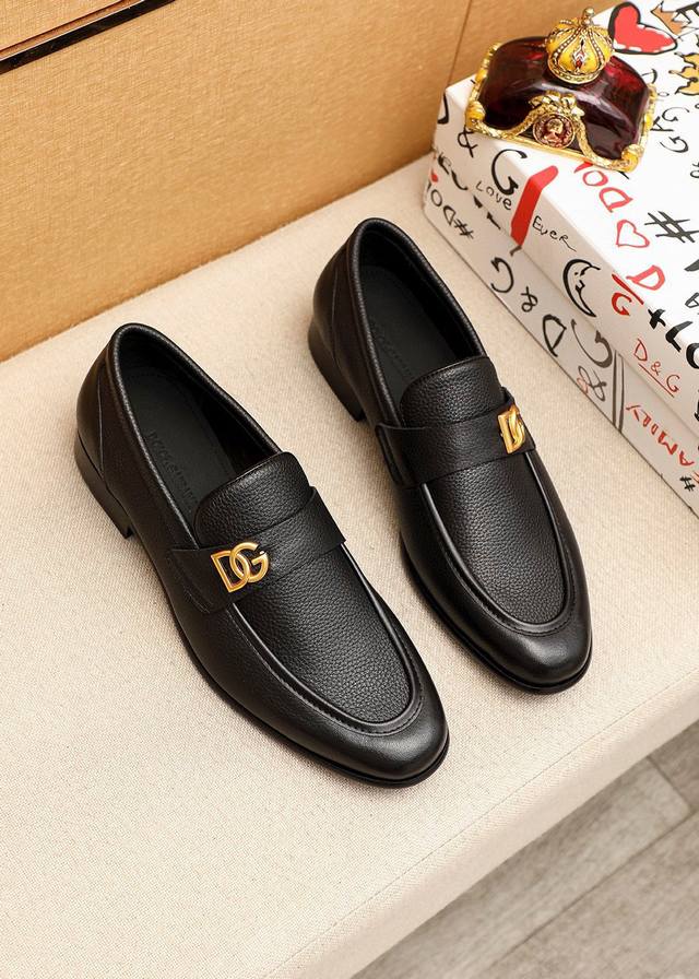 Dg Top-Tier Men's New Leather Shoes, Available Now at Boutiques. Features an Ita