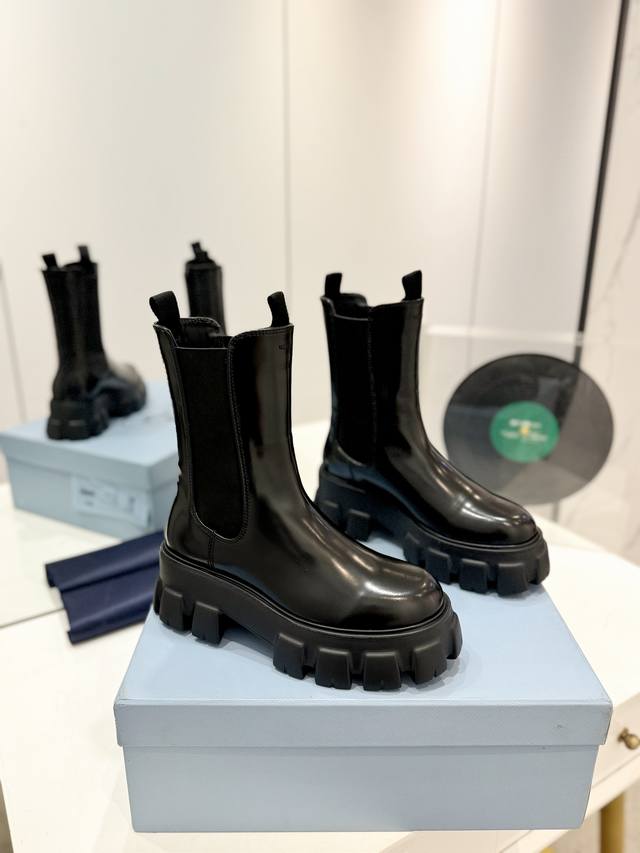 Factory Price Men's 20cm Prada Martin Boots (Ddd) Recently received incredible p
