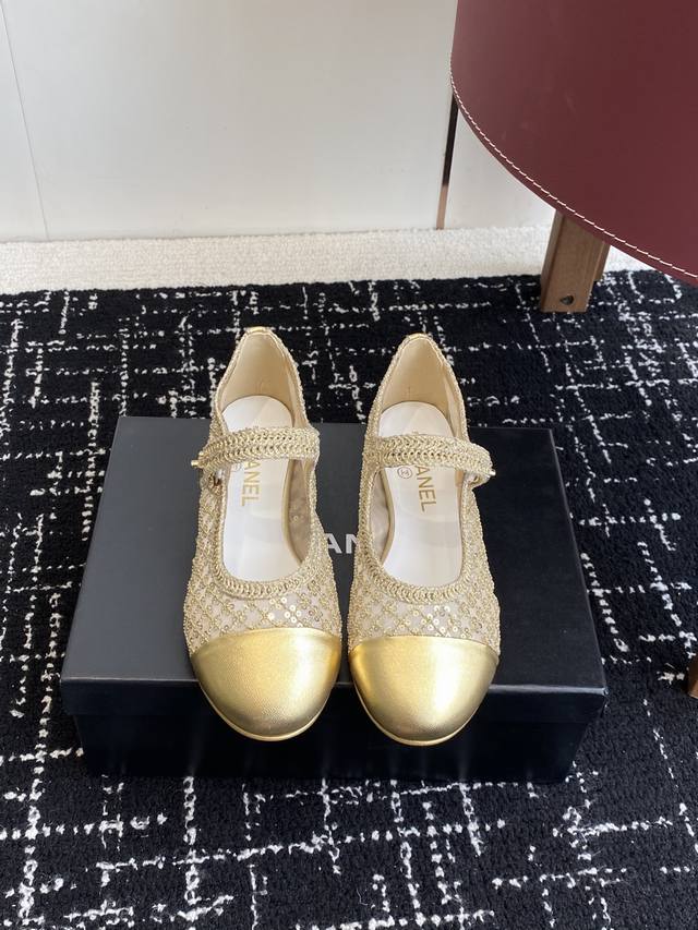 High-quality Chanel 25Ss Spring/Summer runway mesh sequined Mary Jane shoes. I w