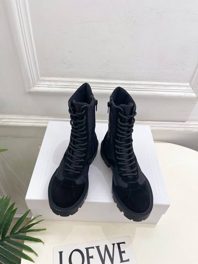 Celine 2025 Fall/Winter Latest Runway Margaret Triumph Platform Lace-up Martin B