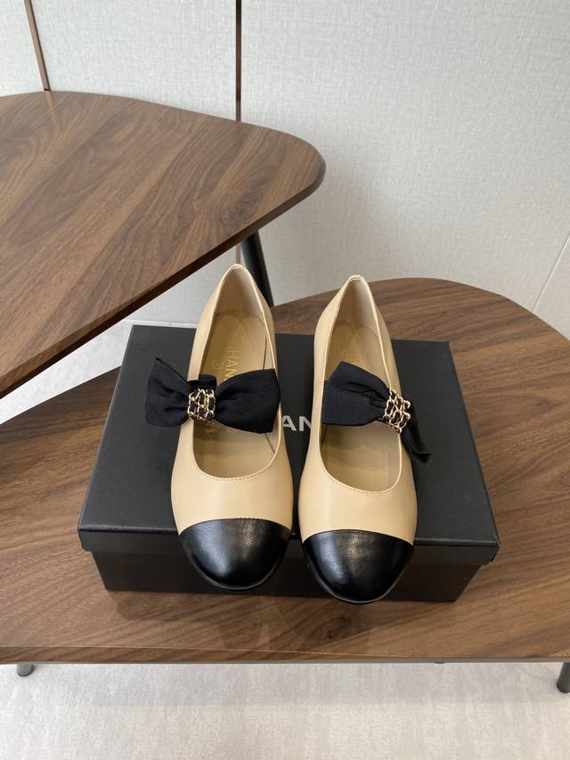 Chanel 25Ss Spring/Summer Runway Mary Jane Bow Shoes I fell in love at first sig