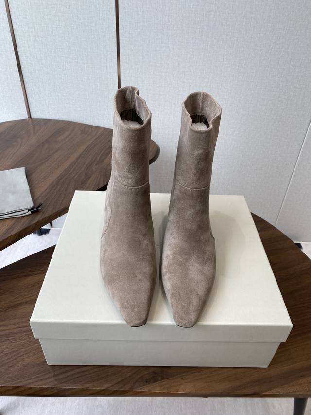 Brunello Cucineli Ss25 New Arrival