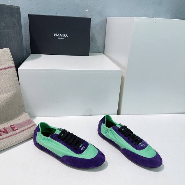 High-quality factory! Top-quality Prada Spring/Summer 2025 new German training s