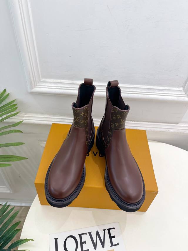 Louis Vuitton 25 2025 Autumn/Winter New Arrival Top Version The latest style of