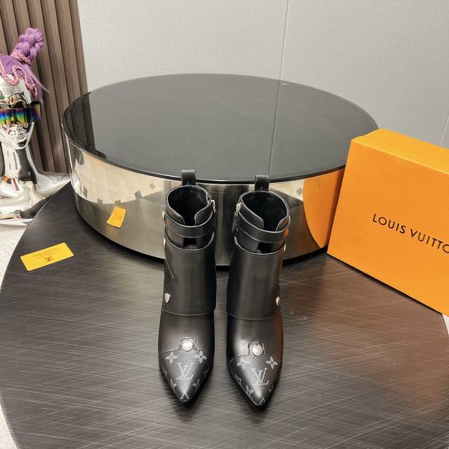 Manufactured: Genuine Leather Sole 120 Exclusive Top-Tier Version Lv2025Vs Autum