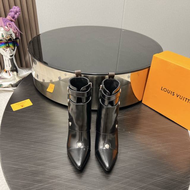 Manufactured: Genuine Leather Sole 120 Exclusive Top-Tier Version Lv2025Vs Autum