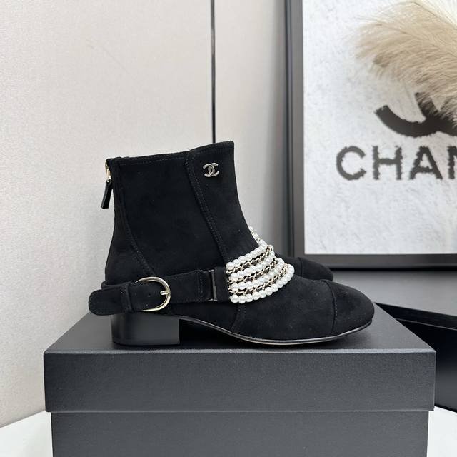Chanel 2025 Fall/Winter Lambskin Ankle Boots - New Arrival! The classic Chanel a