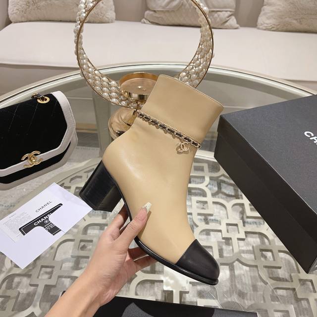 2025 Chanel High-Quality Boutique Grade - Chanel New Chain Slimming Ankle Boots