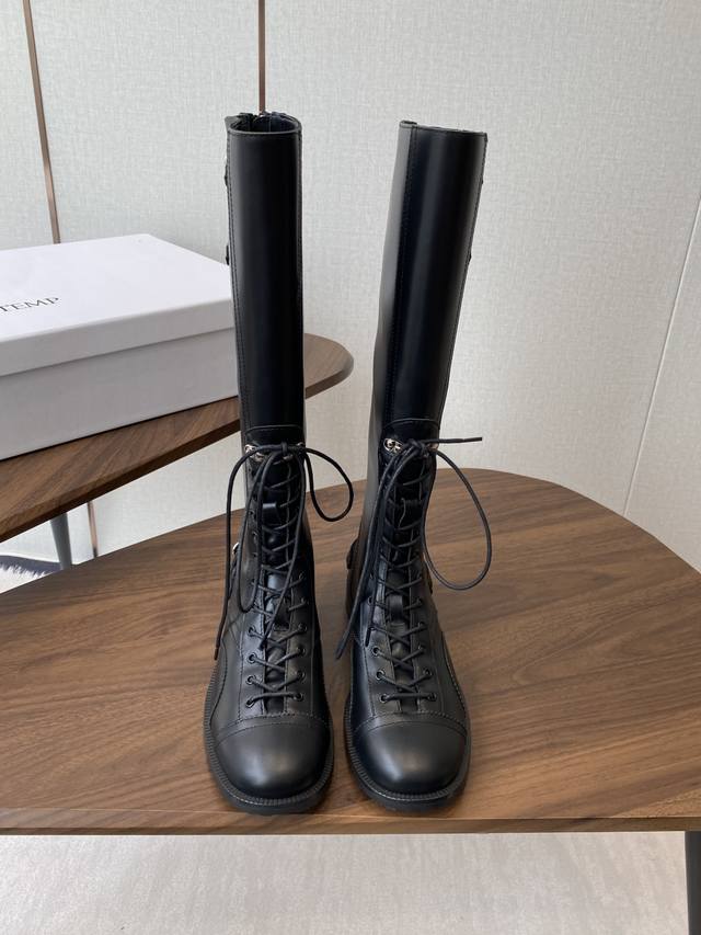 Cotemp100Ss These new autumn/winter lace-up boots are so comfortable! The Pineco