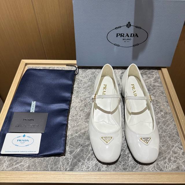 Prada 25Ss Early Spring New Arrival (Ddd) Recommended by major bloggers on Xiaoh