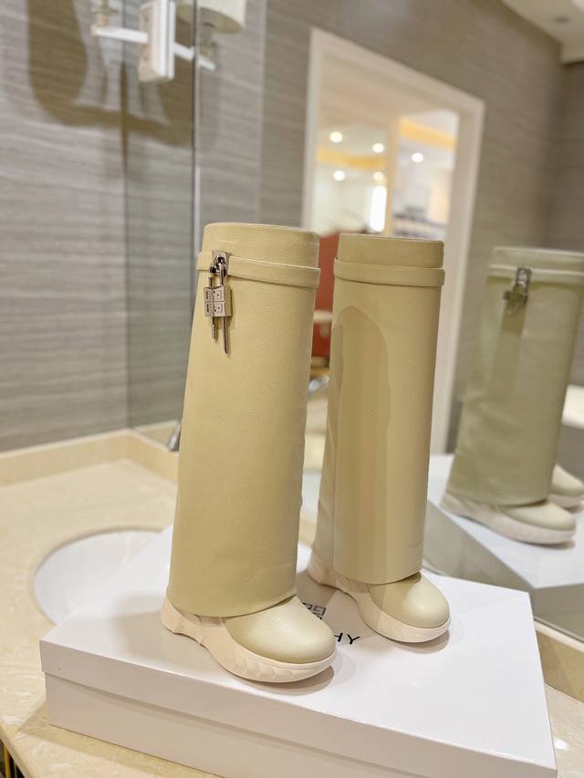 Price P: Givenchy New Wedge Heel Slimming Shark Boots Givenchy is undoubtedly th