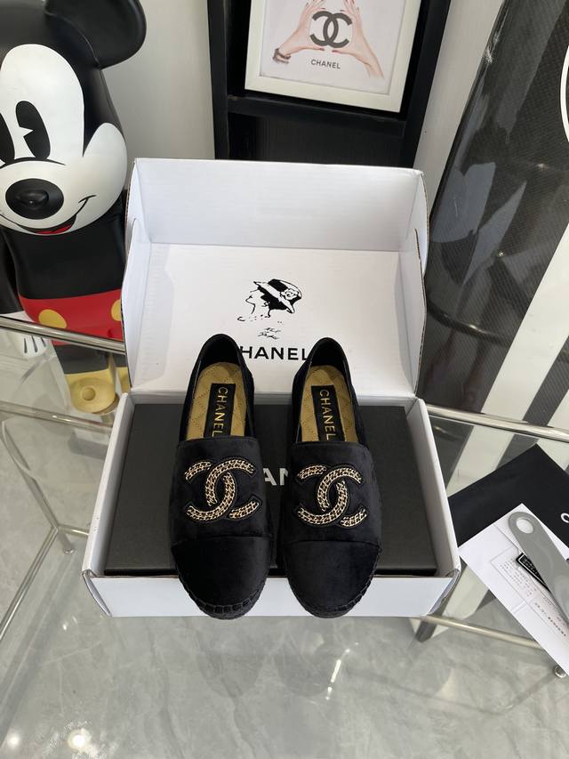 70Sschane espadrilles, new colorway. Look for our online store for the most comp