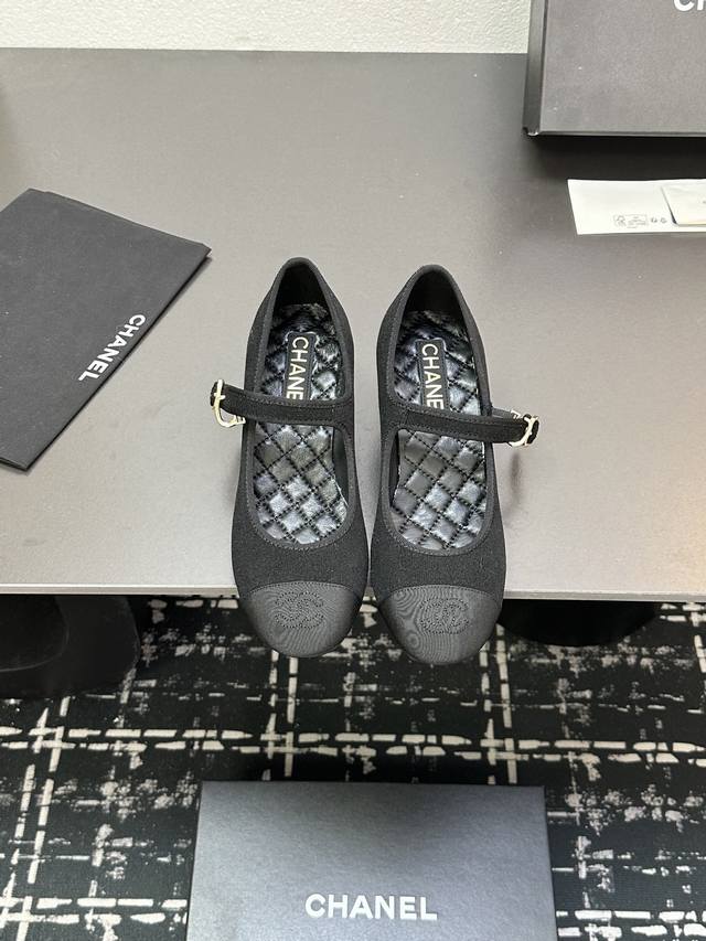 Chanel Mary Jane Ballet Flats (2025 Style) - Runway Style. Upper: 1:1 replica or