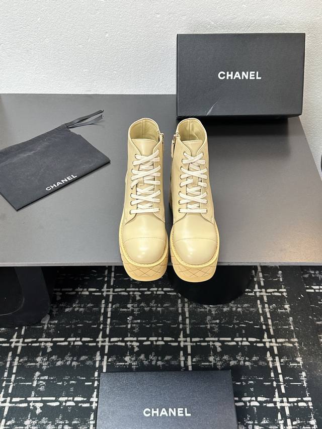 Factory direct top-tier version Latest style military boots, Chanel autumn/winte