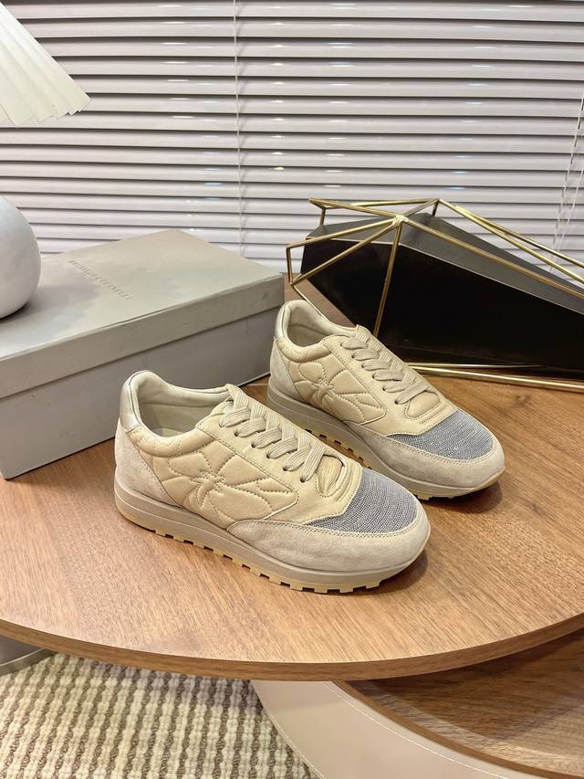 The most popular all-season casual sports shoes both domestically and internatio