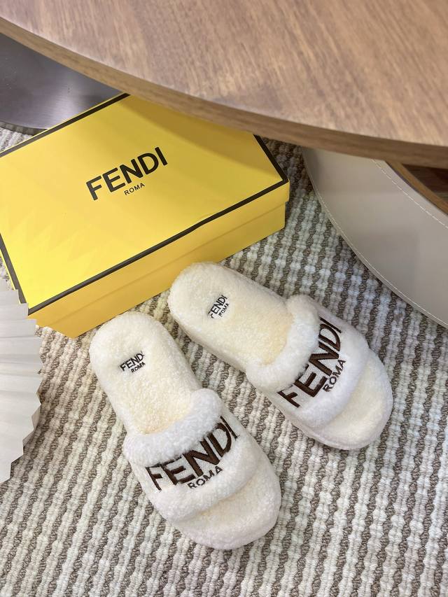 New Fendi Furry Slippers, Authentic Original Replica from Official Stores, Hot S