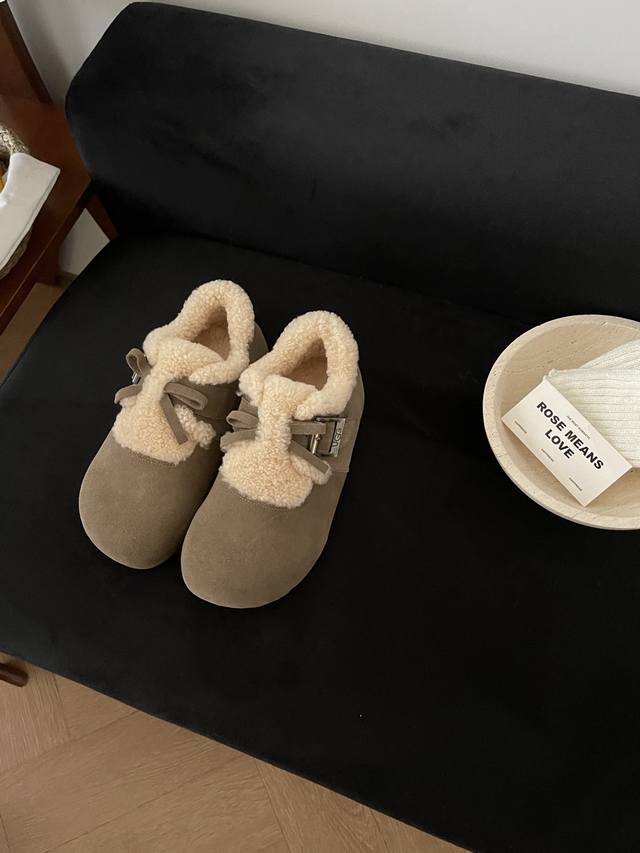 Teddy Bear Fuzzy Cutie Pie - A pair of Birkenstock adorable shoes with a great d