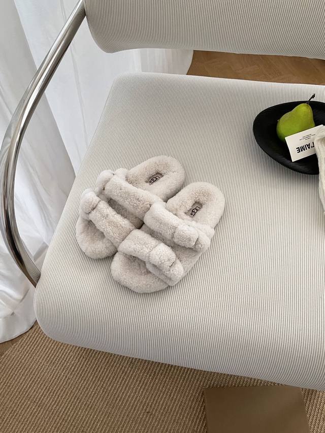 Metal Buckle Teddy Curly Fur Two-Tail Flip-Flops Super cute curly fur slip-on fl