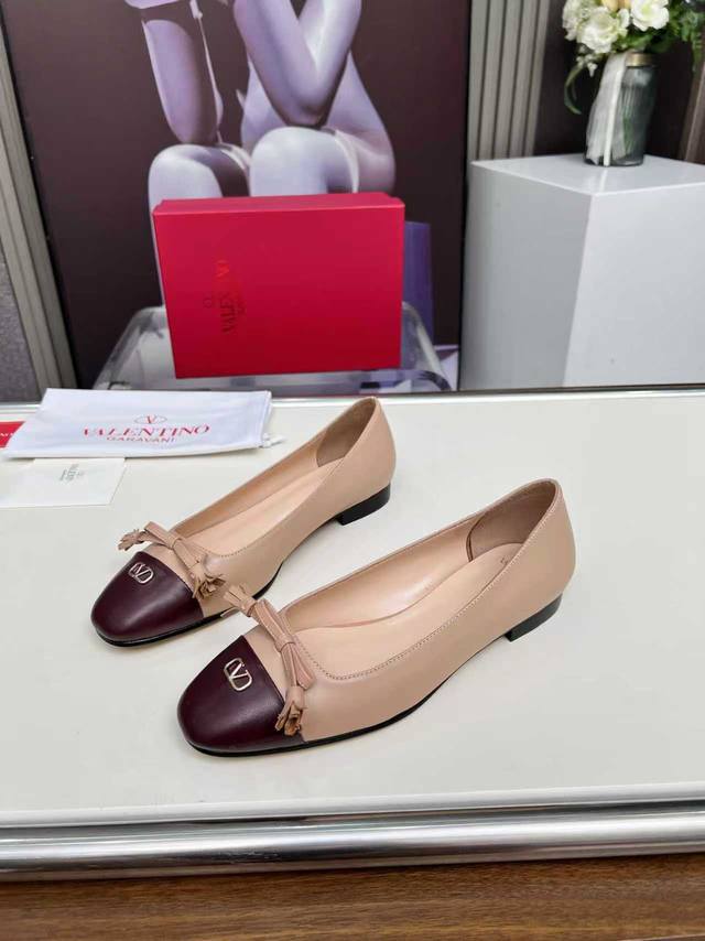 Valentino's new Mary Jane ballet flats from the Michele collection. The contrast