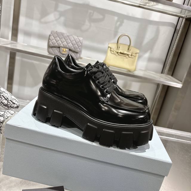 2025 New Prad Classic Triangle Logo Lace-up Platform Loafers! Top-tier quality,