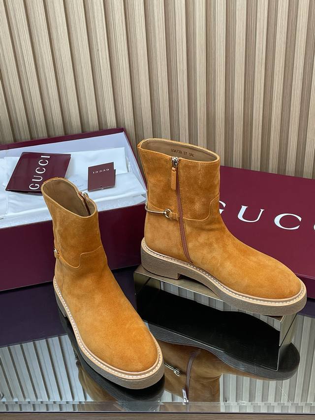 2025 Gucci Fall/Winter Slim-fit Horsebit Equestrian Ankle Boots, Runway Style Ch