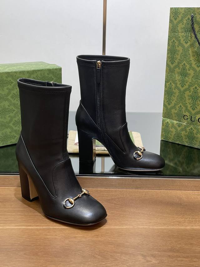 Gucci high-end boutique, Gucci early autumn new style horsebit elastic boots, cl