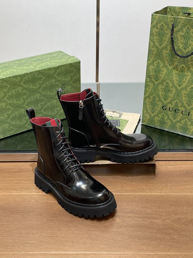 Gucci New Autumn/Winter Collection: Red and Green Webbing Side Zipper Lace-up An