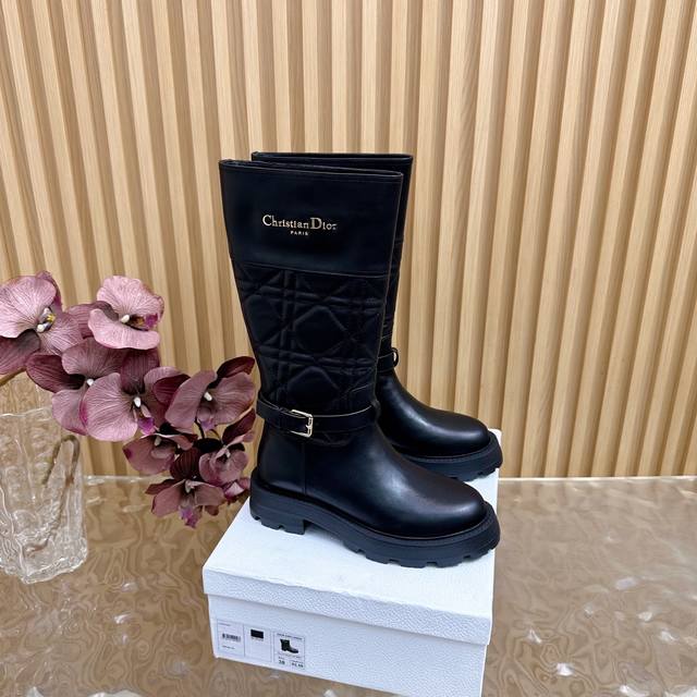 Top version, updated simultaneously with boutiques: Dior 2025 Fall/Winter Diamon