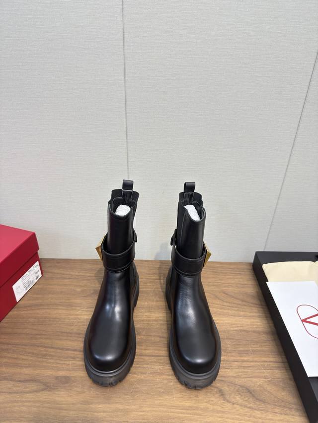 Valentino V-buckle Chelsea Ankle Boots The classic Valentino studded boots are s