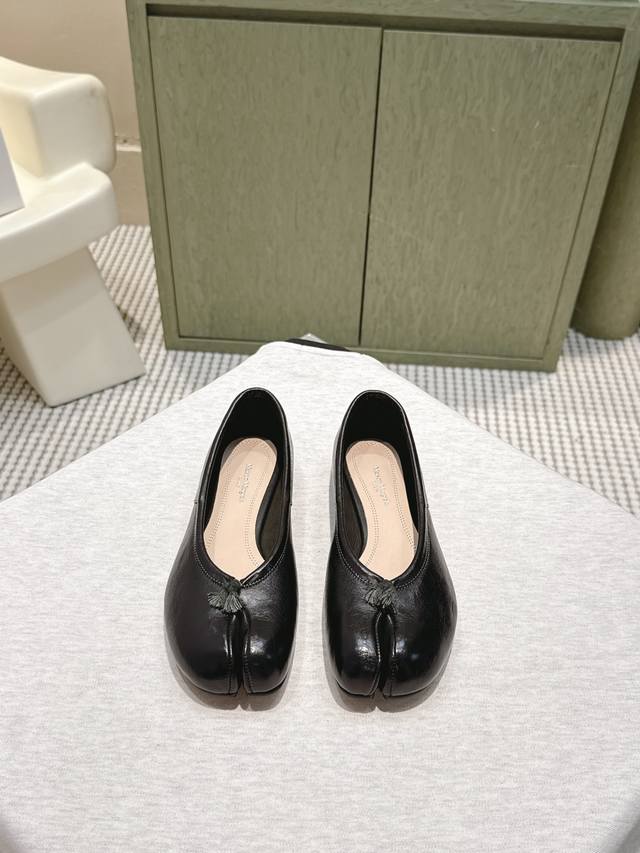 Dongguan-made Maison Margiela Mm6 25Ss New Heavy-duty Horsehide Washed Split-Toe