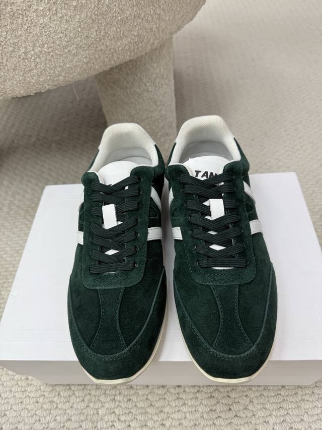 Top Quality Celine Ss25 New Arrival ~ Celine's New Triomphe Series Sporty Casual