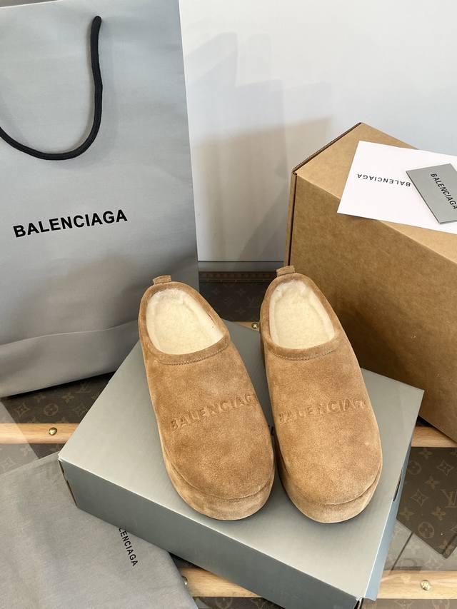 Dongguan-made Balenciaga Alaska Soft platform mule slippers. Top-quality, high-e