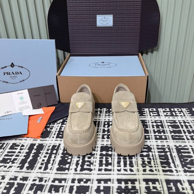 No shipping box - 20 * _Prada British Retro Triangle Logo Loafers Factory Qualit