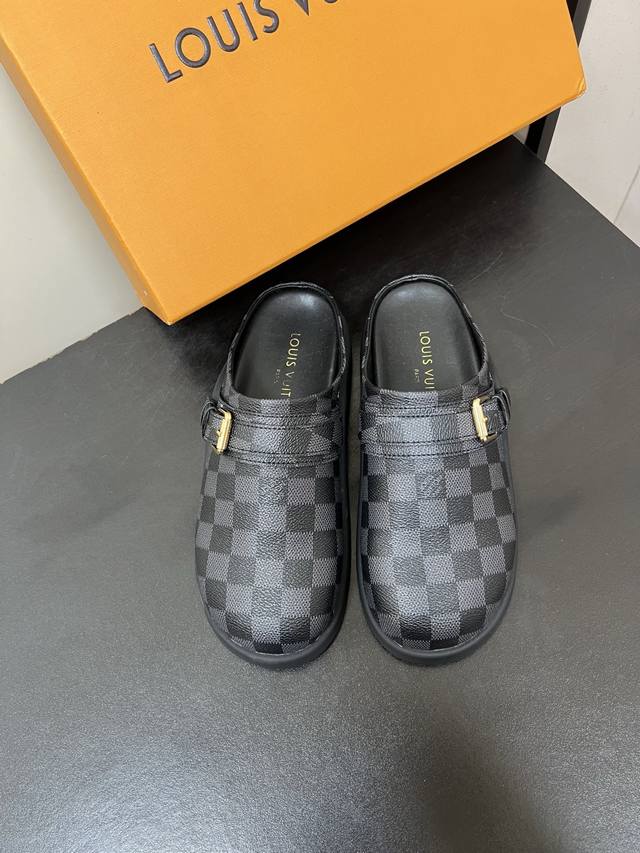Louis Vuitton Lv25Ss Birkenstocks are so cute and incredibly comfortable! The si
