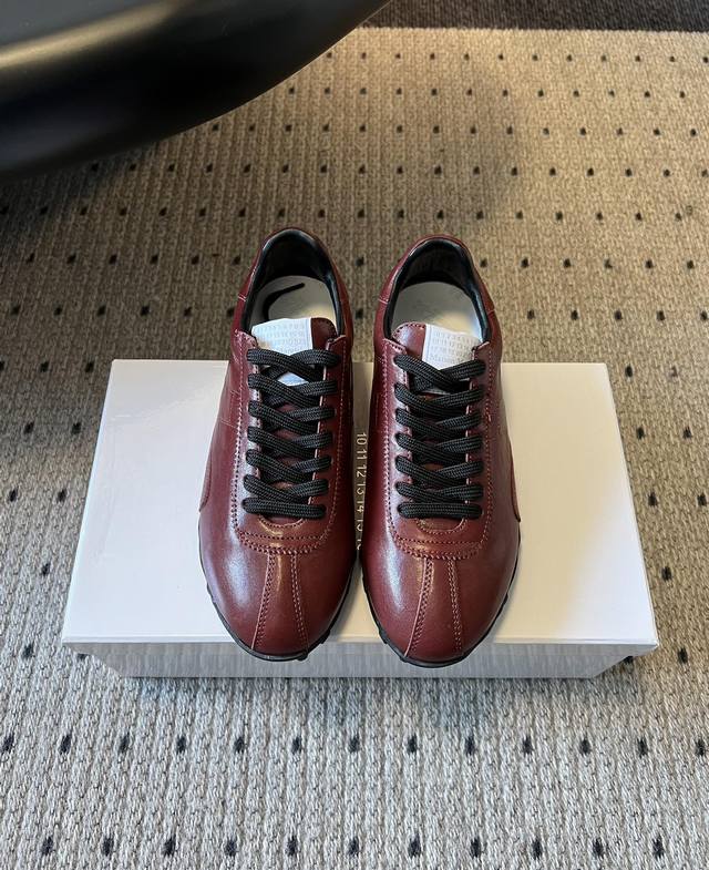 Top-tier Maison Margiel 25Aw Retro Leather Cornetto Shoes. Blending retro athlet