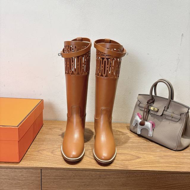 Herme S Classic Kelly Boots SS25 Autumn/Winter Style. Made with original calfski