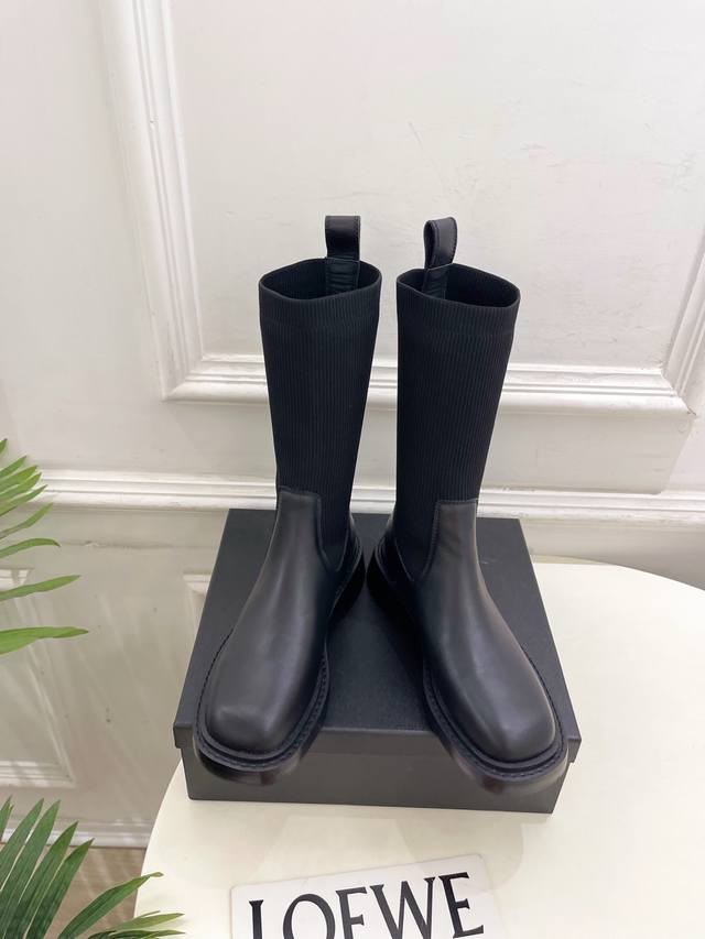Alexander Wang 2025 Autumn/Winter New Retro Casual Sock Boots These boots have b