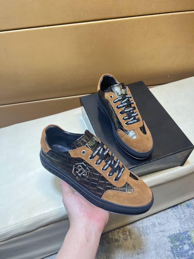 Pp Philips original quality. ~ Unique modern style sneakers. Casual shoes, a mus