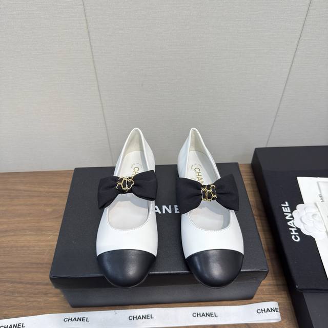 Chanel 25K New Mary Jane Flat Shoes Series Ballet Flats They're selling like hot