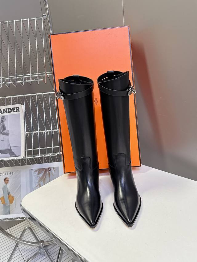 Top-tier imported Hermes Kelly pointed-toe riding boots, a classic favorite amon