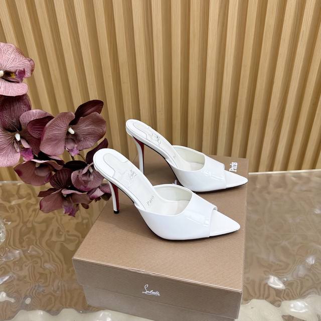 Top-tier Christian Louboutin 2025S original Cl brand new runway high heels~ Fash