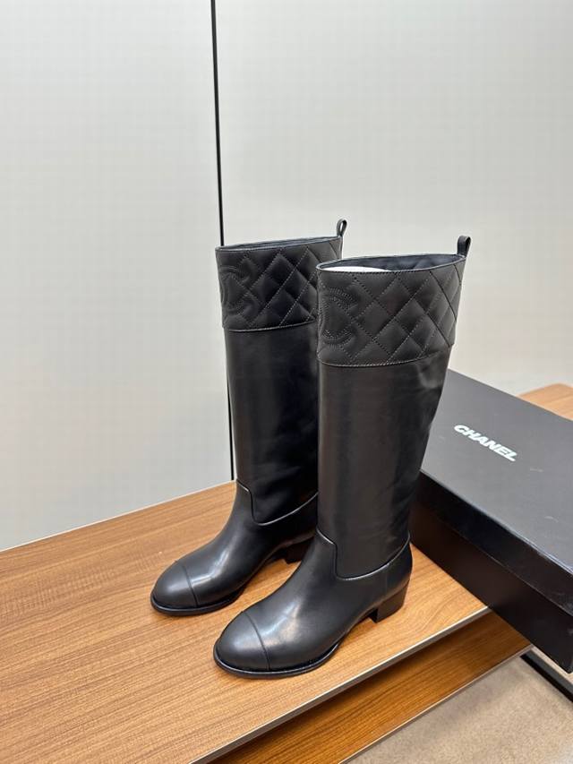 Chanel * Autumn/Winter New Arrival: Chanel Quilted Riding Boots These riding boo