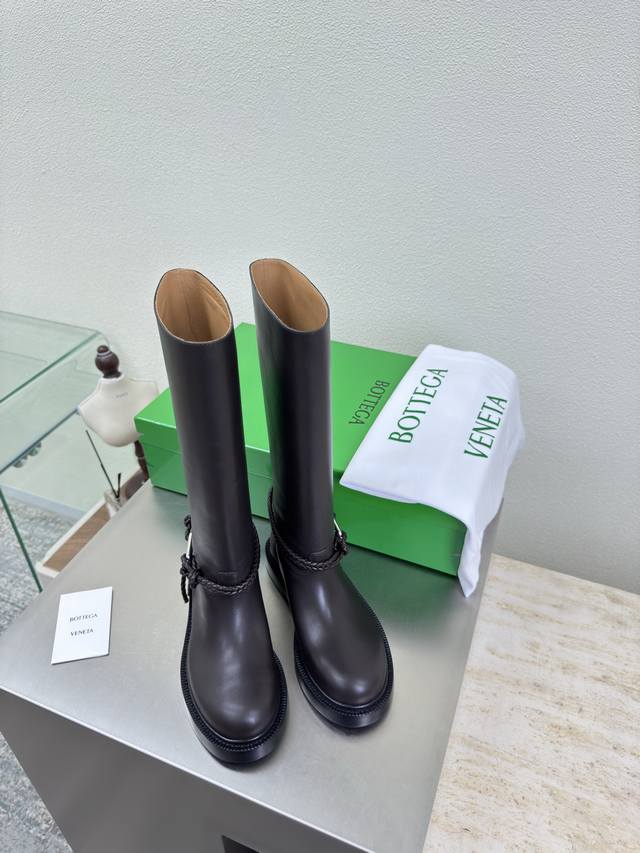 Bv Women's James Knee-High Boots Family Elements Bottega Venet* Hardware identic