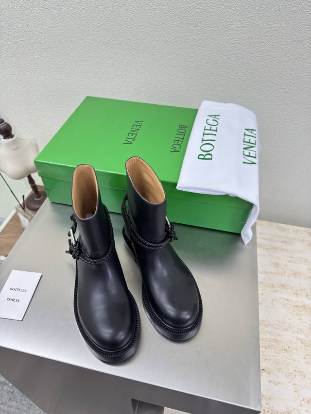 Bv Women's James Ankle Boots Family Elements Bottega Venet* Hardware identical t